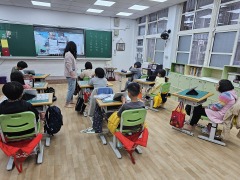 3忠資訊課及英語數位化教學:20231130_090857