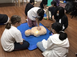 1130603高年級組CPR*AED訓練:S__26517506_0