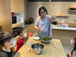 113.06.06一忠食農課-涼拌珊瑚菜:IMG_9645