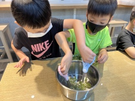 113.06.06一忠食農課-涼拌珊瑚菜:IMG_9649