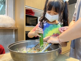 113.06.06一忠食農課-涼拌珊瑚菜:IMG_9690