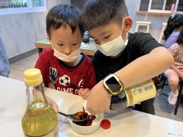 113.06.06一忠食農課-涼拌珊瑚菜:IMG_9701