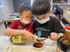 113.06.06一忠食農課-涼拌珊瑚菜:IMG_9702