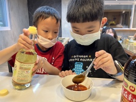 113.06.06一忠食農課-涼拌珊瑚菜:IMG_9703
