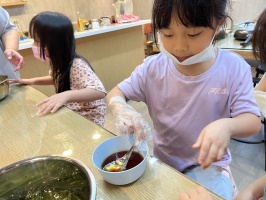 113.06.06一忠食農課-涼拌珊瑚菜:IMG_9717