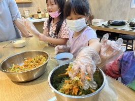 113.06.06一忠食農課-涼拌珊瑚菜:IMG_9732