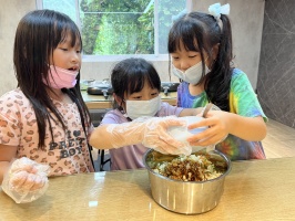 113.06.06一忠食農課-涼拌珊瑚菜:IMG_9752