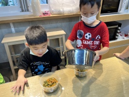 113.06.06一忠食農課-涼拌珊瑚菜:IMG_9766
