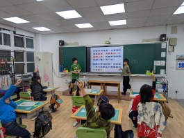 114.04.28故事小志工_神豬村選村長:PXL_20250428_002421320