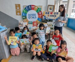 114.04.24世界書香日_米食文化主題書展:書展照1