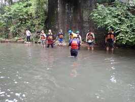 114.06.04防災輔導團會議暨溯溪課程體驗:P1010011