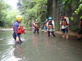 114.06.04防災輔導團會議暨溯溪課程體驗:P1010015